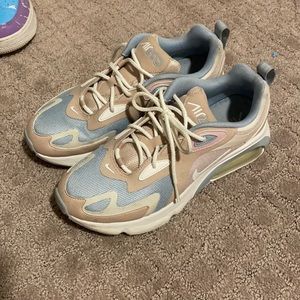 Nike Air Max 200 Size 9